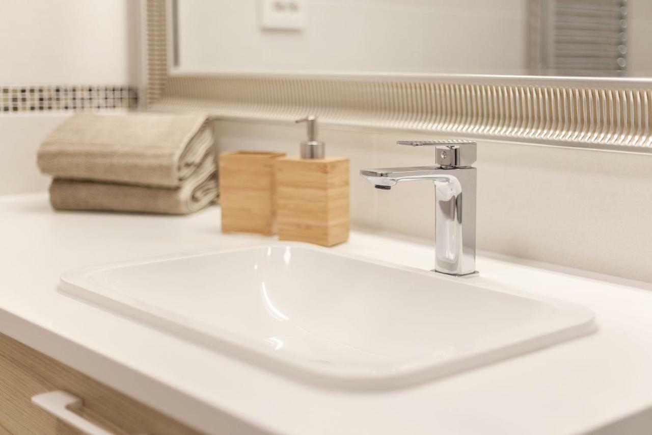 Luxury For Everyone - Hills Park Lux Apartments 1 빌뉴스 외부 사진